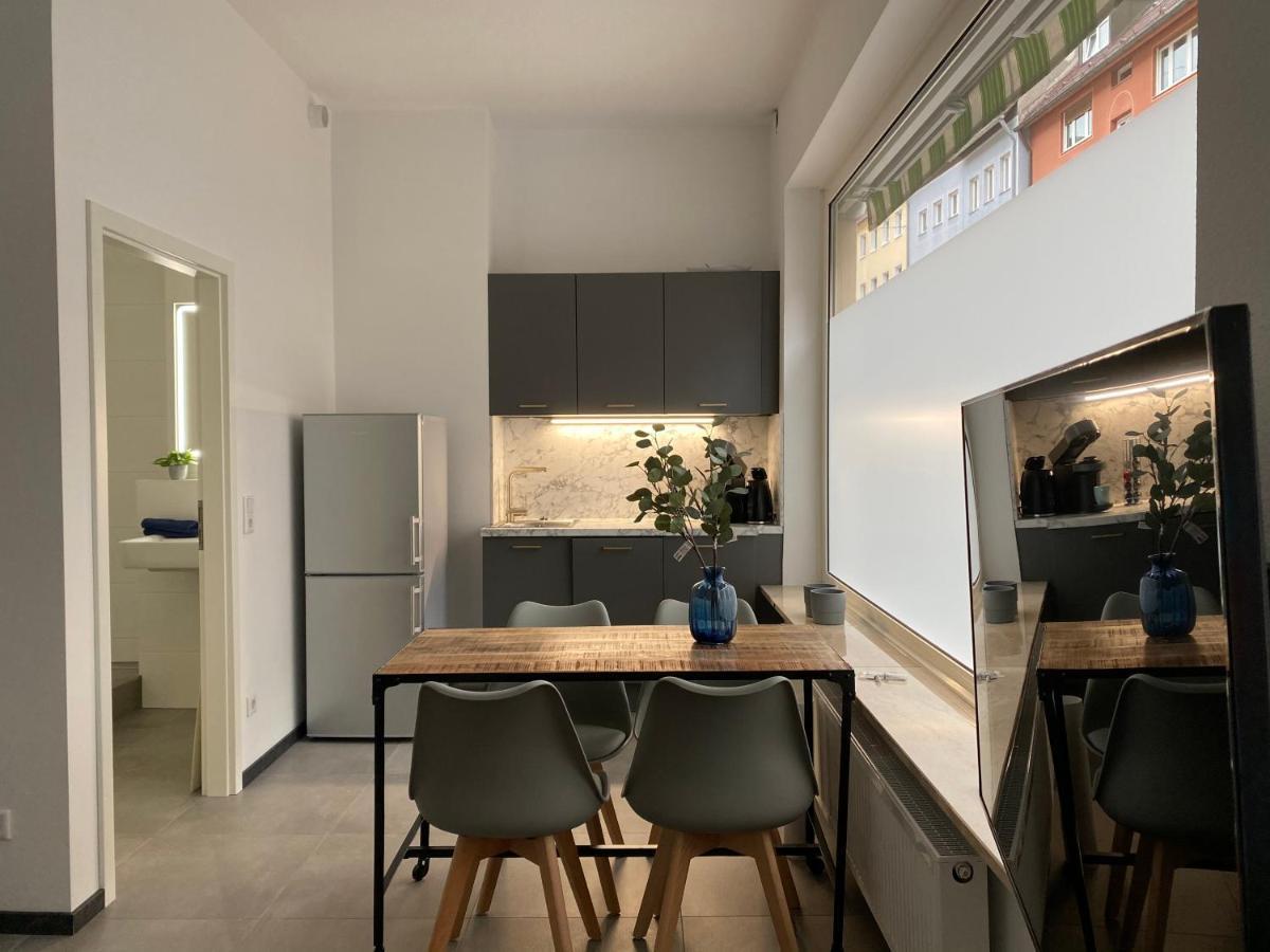 Modernes 2-Zi-Apartment in Top Innenstadt-Lage Neurenberg Buitenkant foto