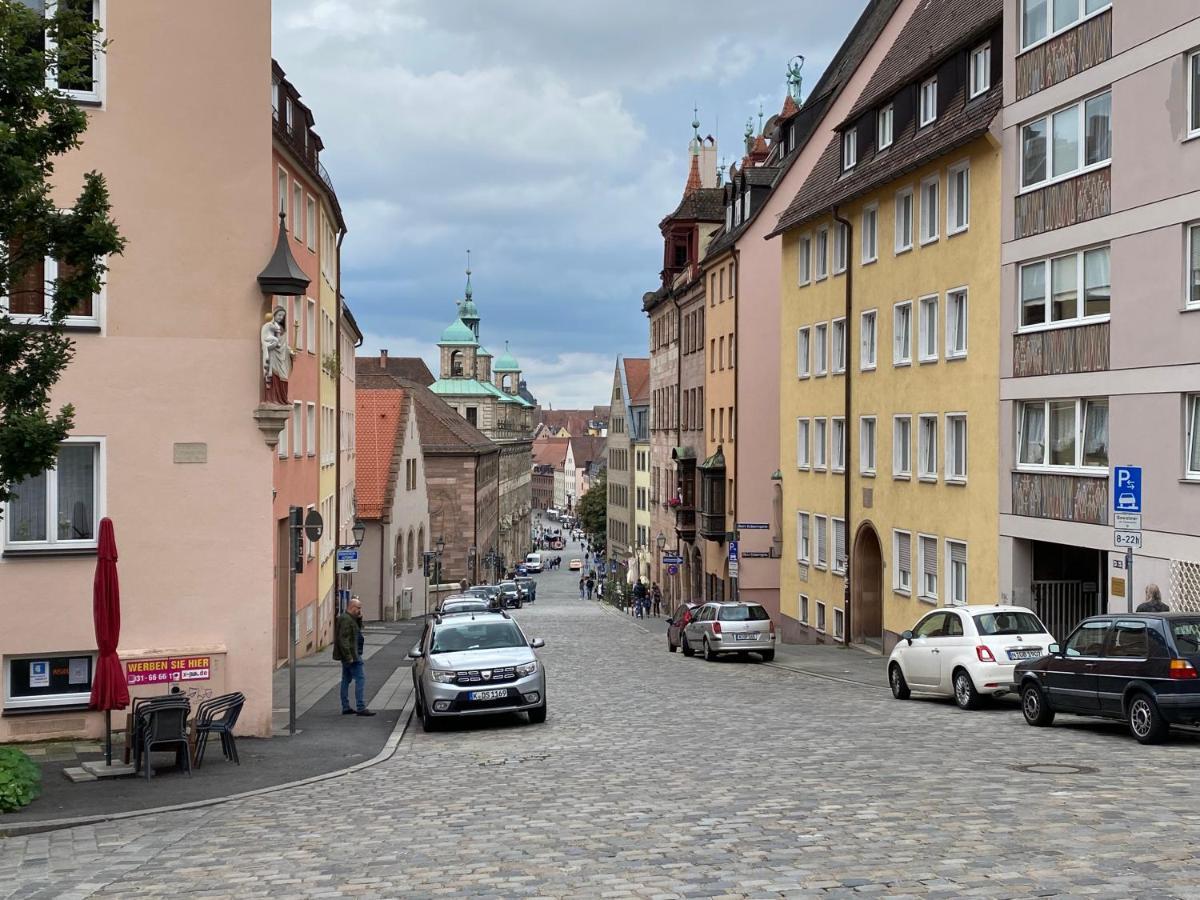 Modernes 2-Zi-Apartment in Top Innenstadt-Lage Neurenberg Buitenkant foto